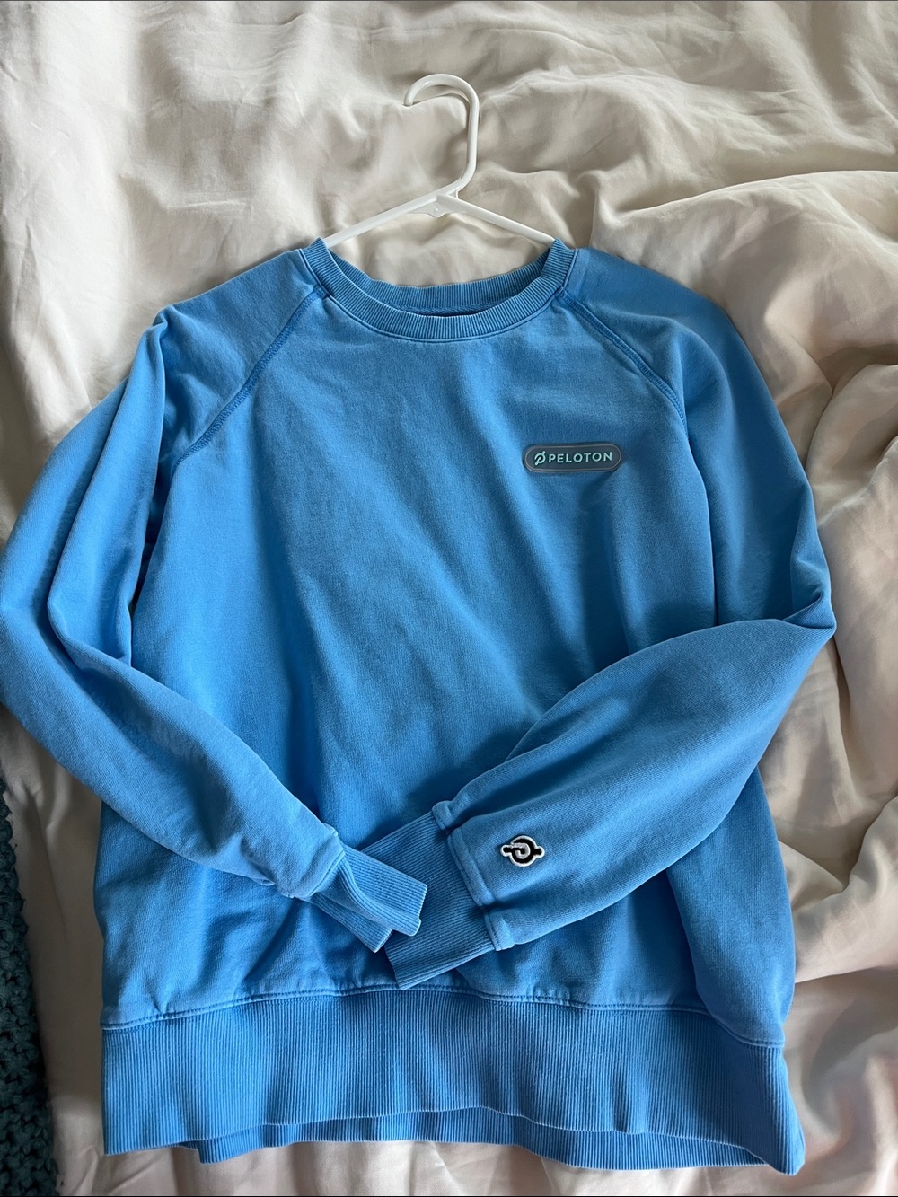 Peloton Wonens Crewneck Sweatshirt in Sky Blue